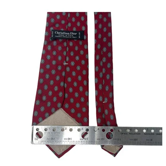 DIOR Christian Dior 100% Silk Men's Tie Red 3.5" Wide EUC - Picture 5 of 6